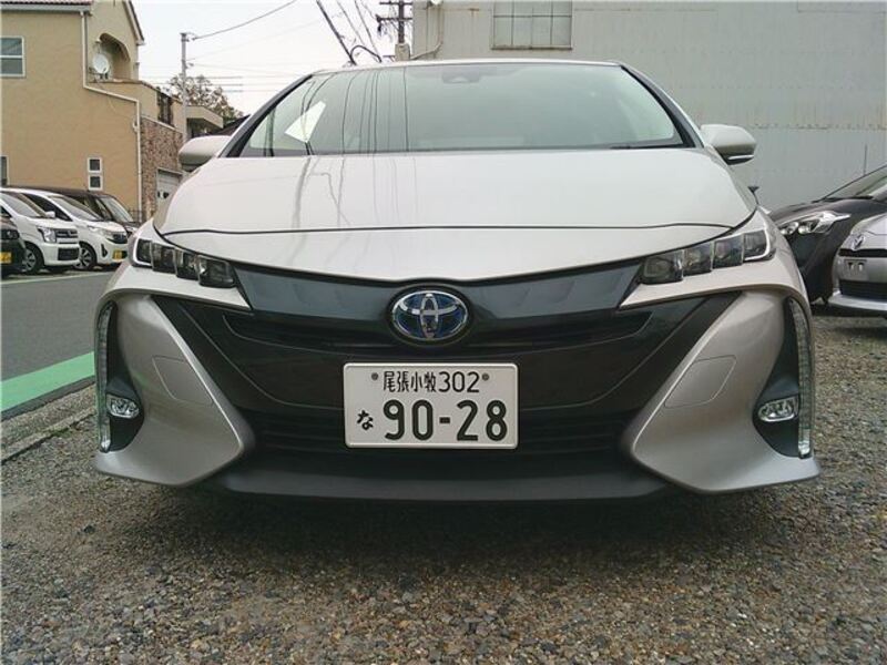 PRIUS PHV
