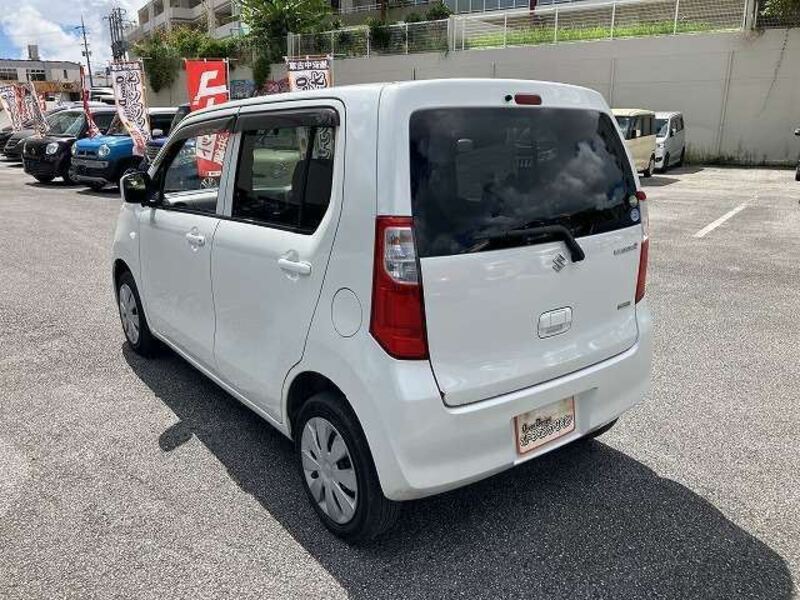 WAGON R