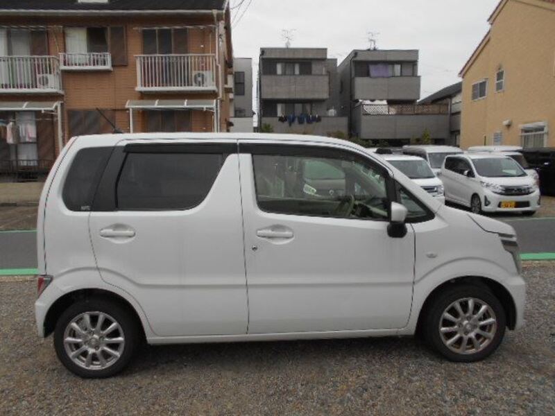 WAGON R