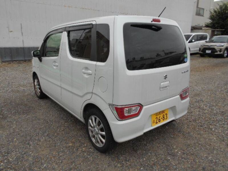 WAGON R
