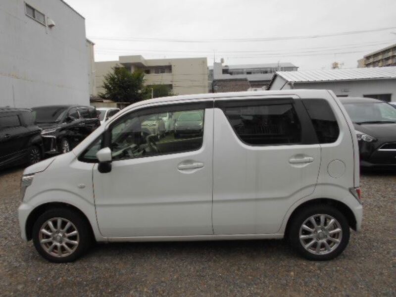 WAGON R