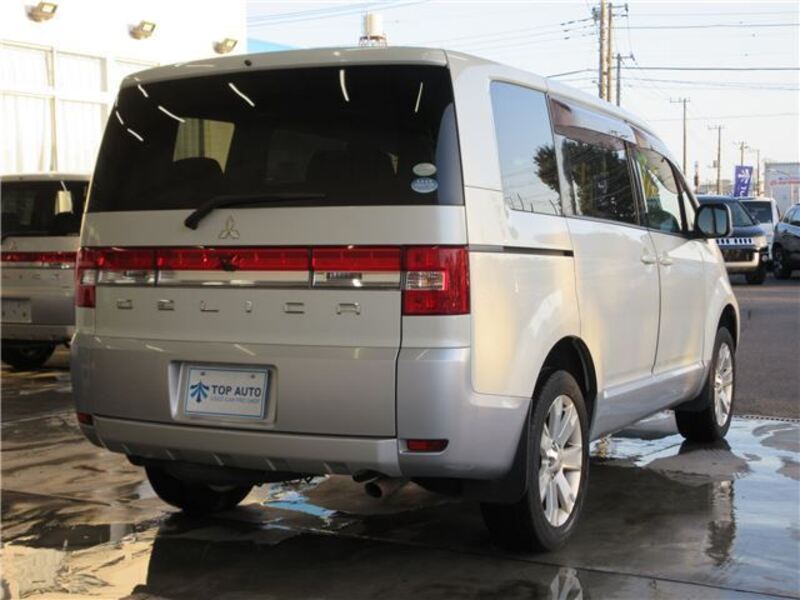 DELICA D5