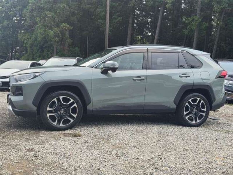 RAV4