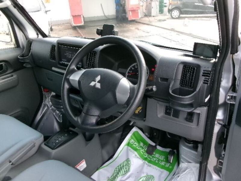 MINICAB VAN