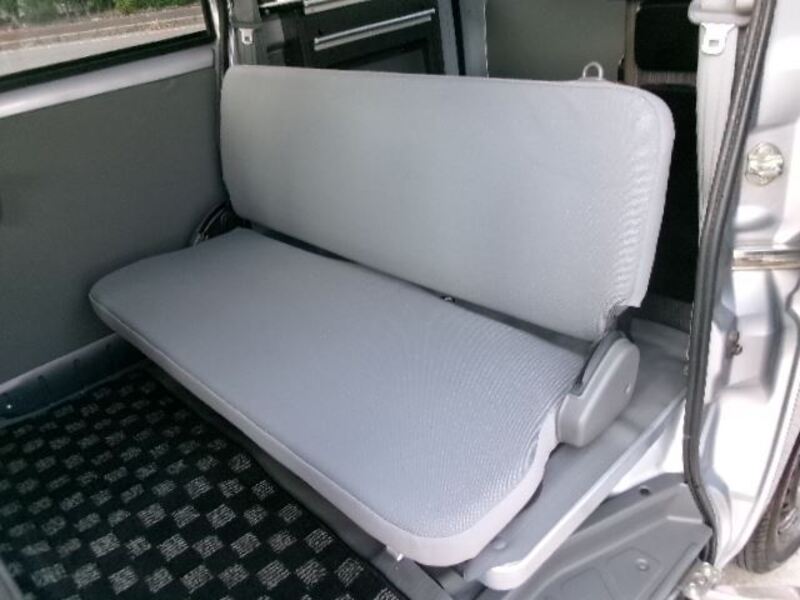 MINICAB VAN