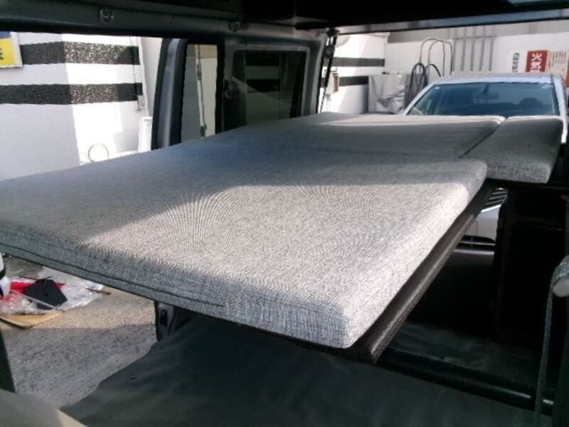 MINICAB VAN