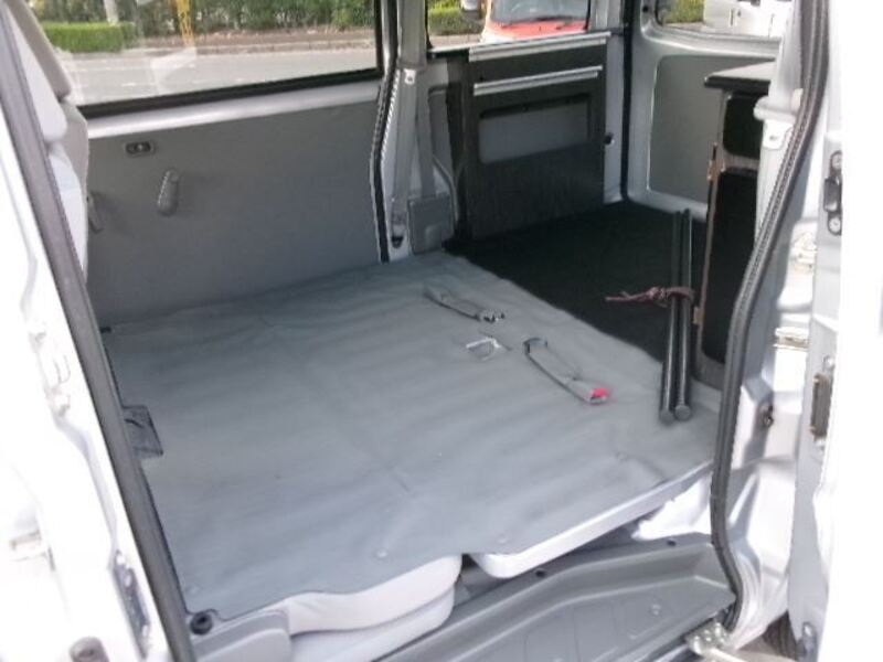 MINICAB VAN