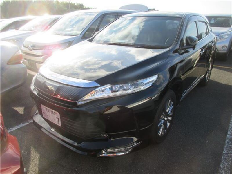 TOYOTA HARRIER