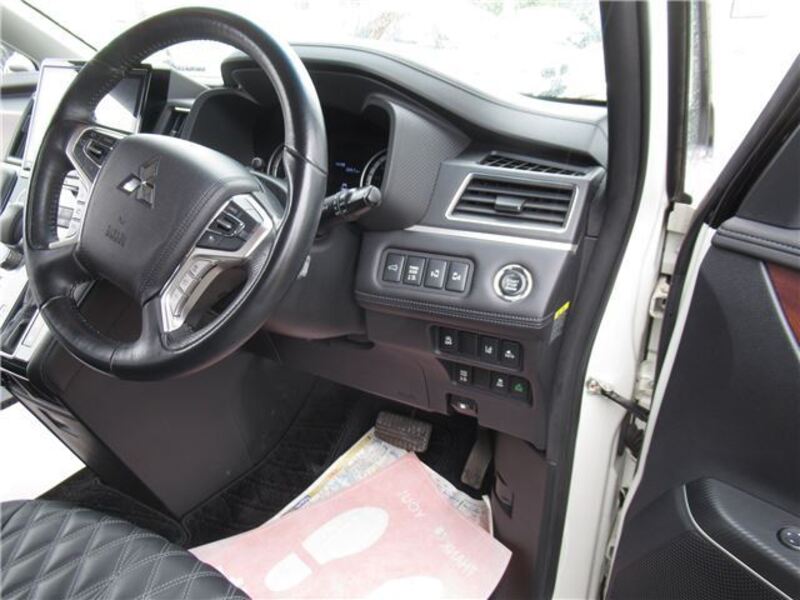 DELICA D5