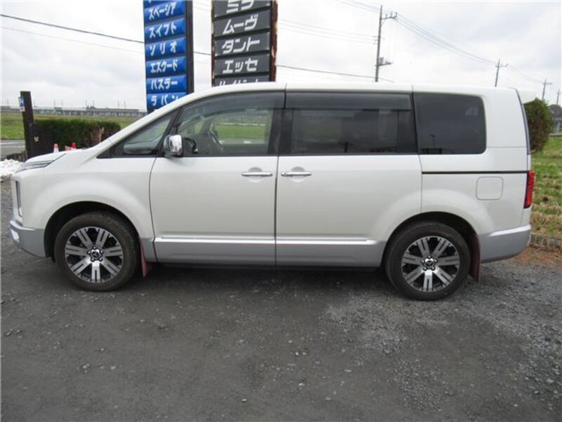 DELICA D5