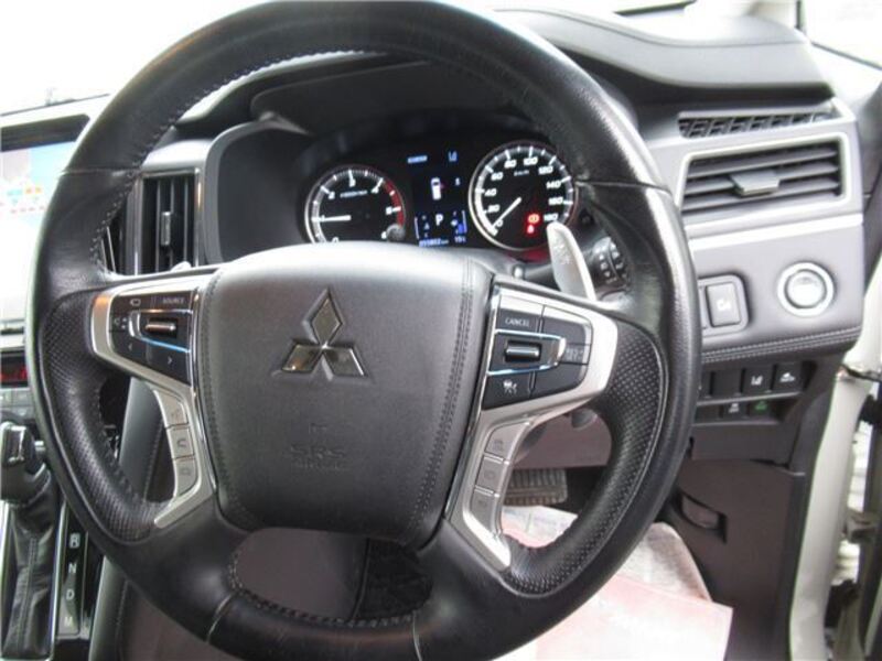 DELICA D5