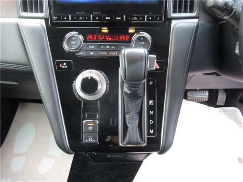 DELICA D5
