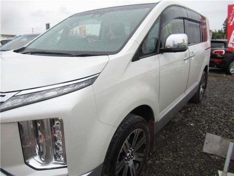 DELICA D5