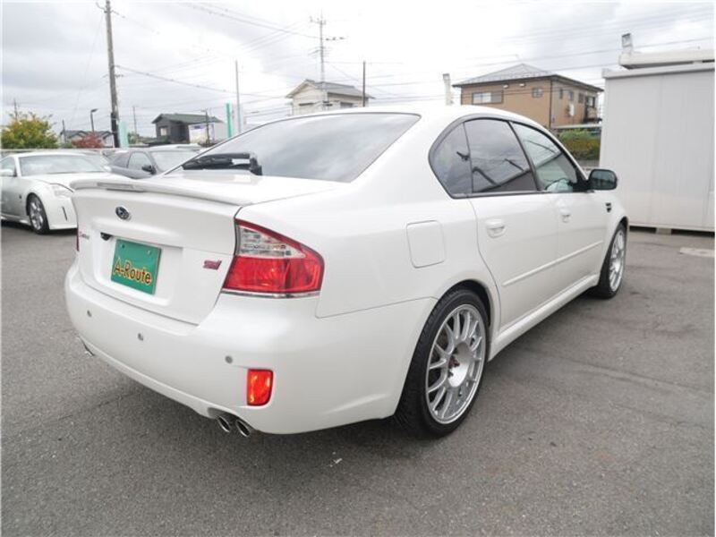 LEGACY B4