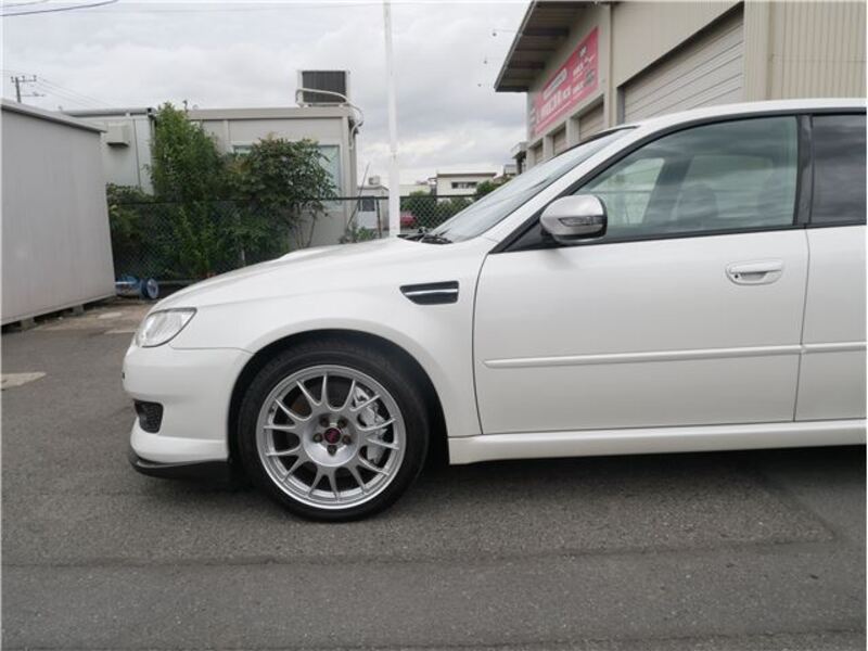 LEGACY B4