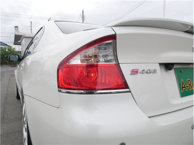 LEGACY B4
