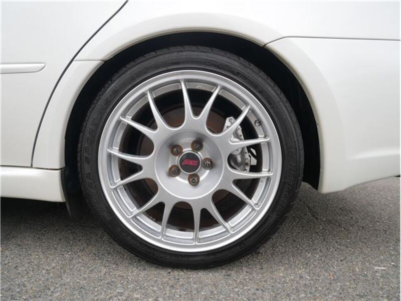 LEGACY B4