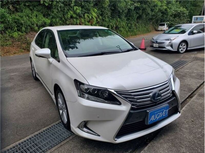LEXUS HS