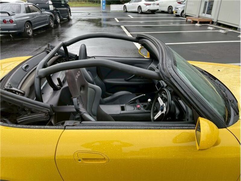 S2000
