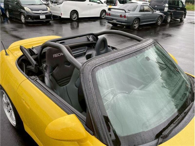 S2000