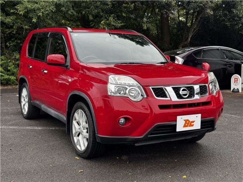 X-TRAIL