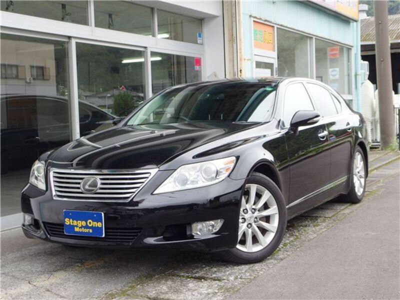 LEXUS LS