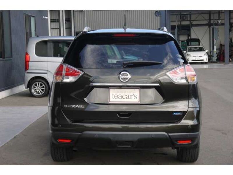 X-TRAIL