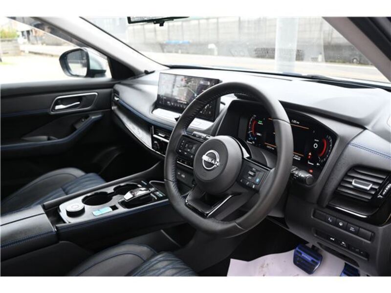 X-TRAIL