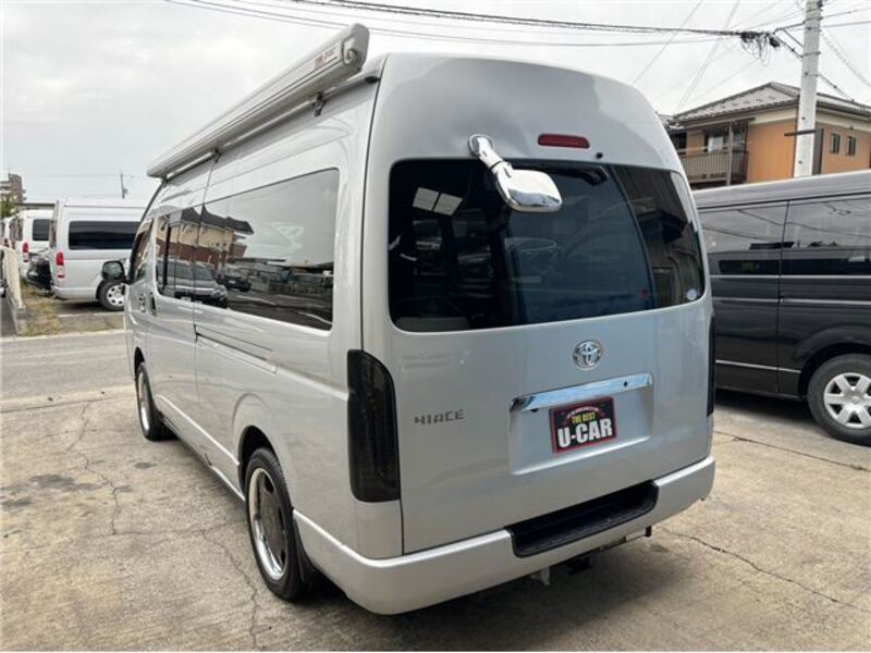 HIACE VAN
