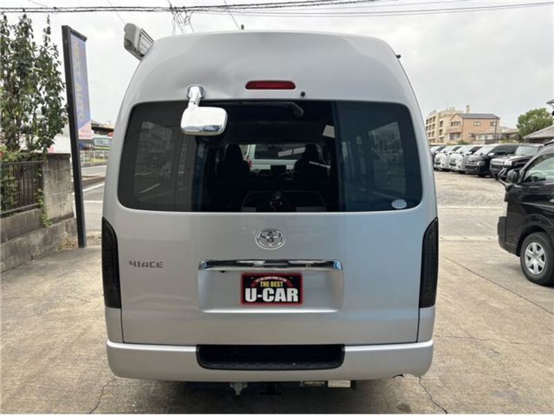 HIACE VAN