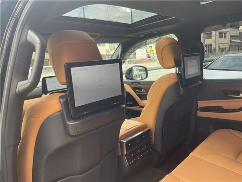 LX