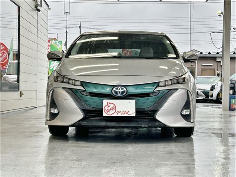 PRIUS PHV