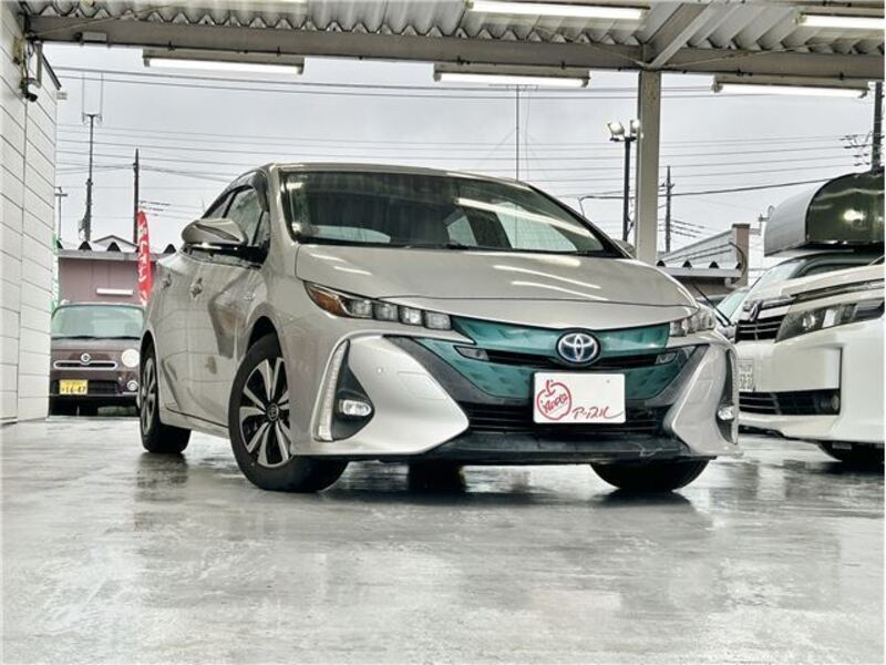 PRIUS PHV