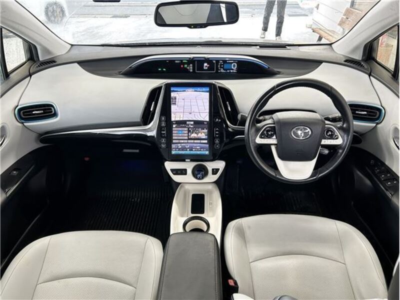 PRIUS PHV
