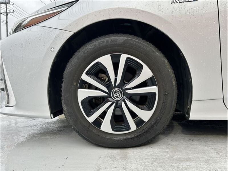 PRIUS PHV