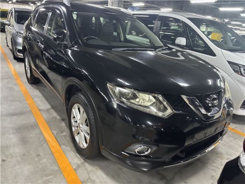 X-TRAIL-0