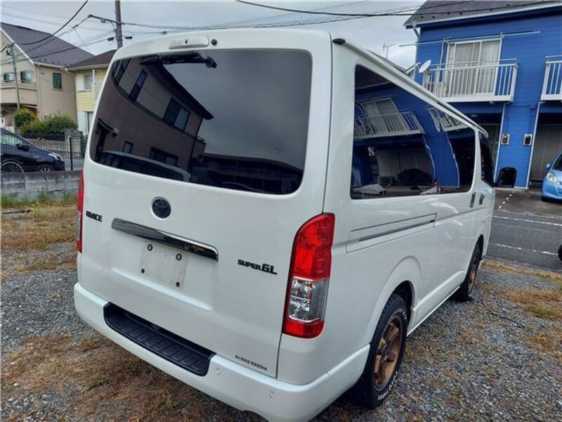 HIACE