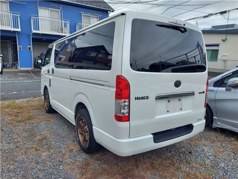 HIACE