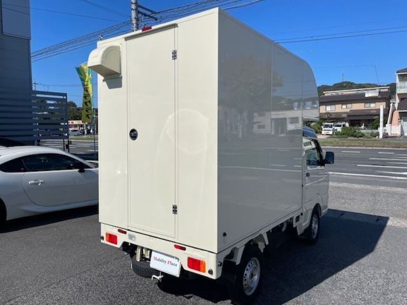 CARRY TRUCK