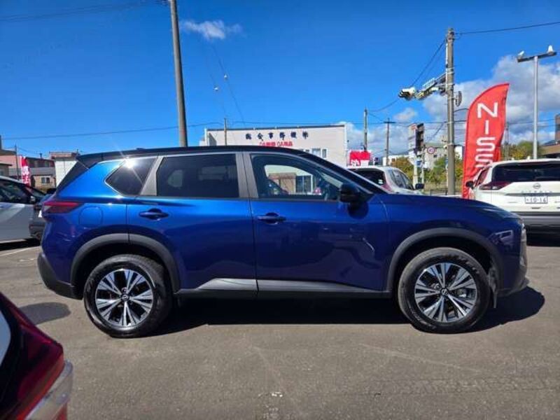 X-TRAIL