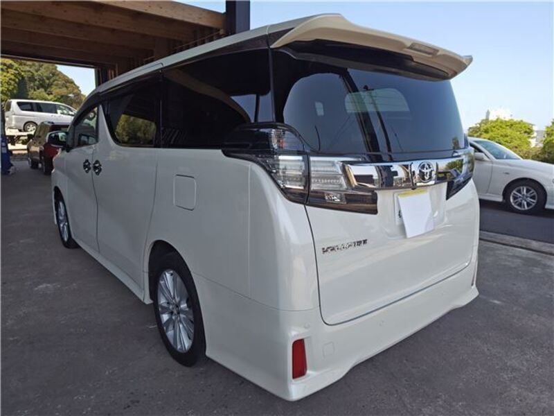 VELLFIRE