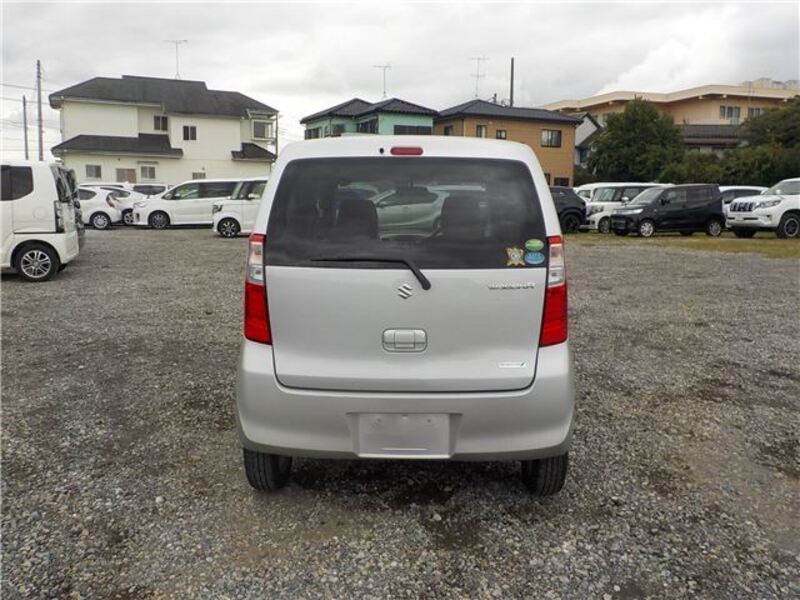 WAGON R