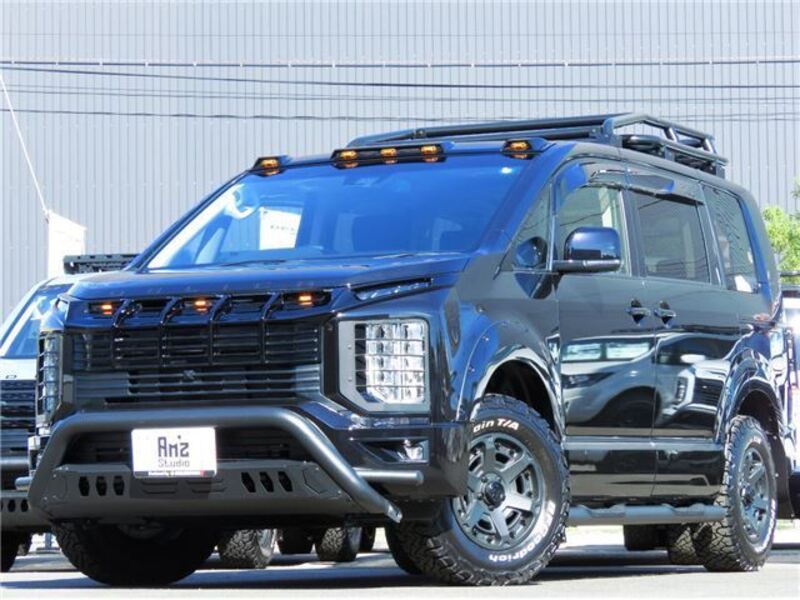 MITSUBISHI DELICA D5