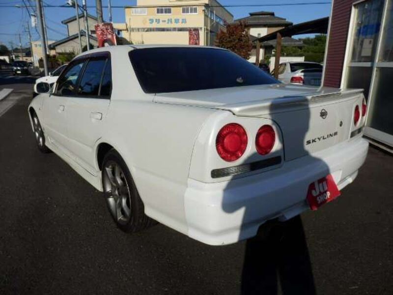 SKYLINE