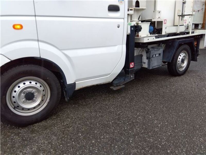 CARRY TRUCK
