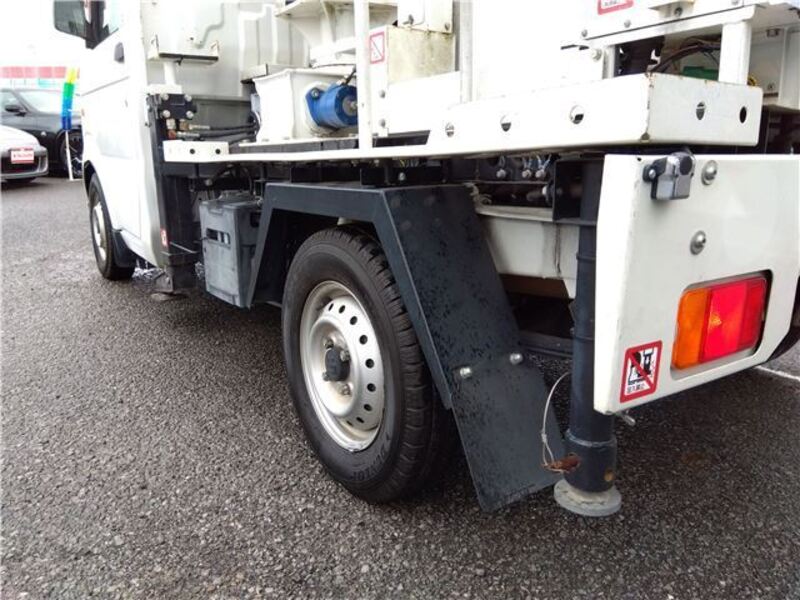 CARRY TRUCK