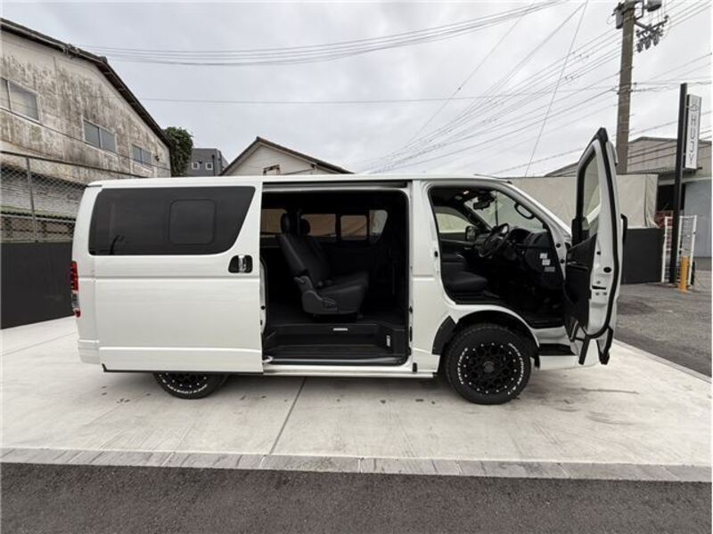 HIACE
