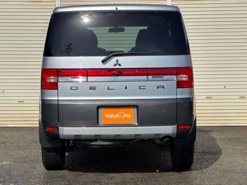 DELICA D5