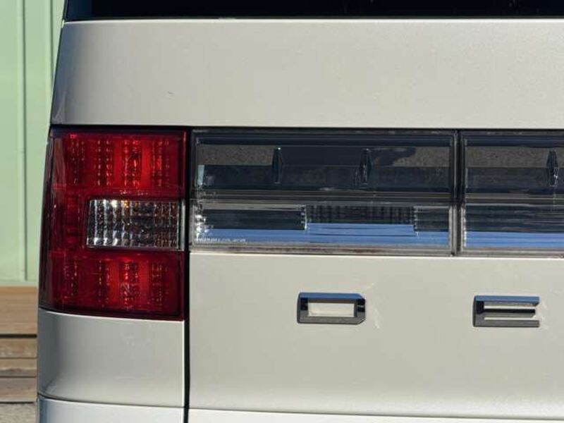 DELICA D5