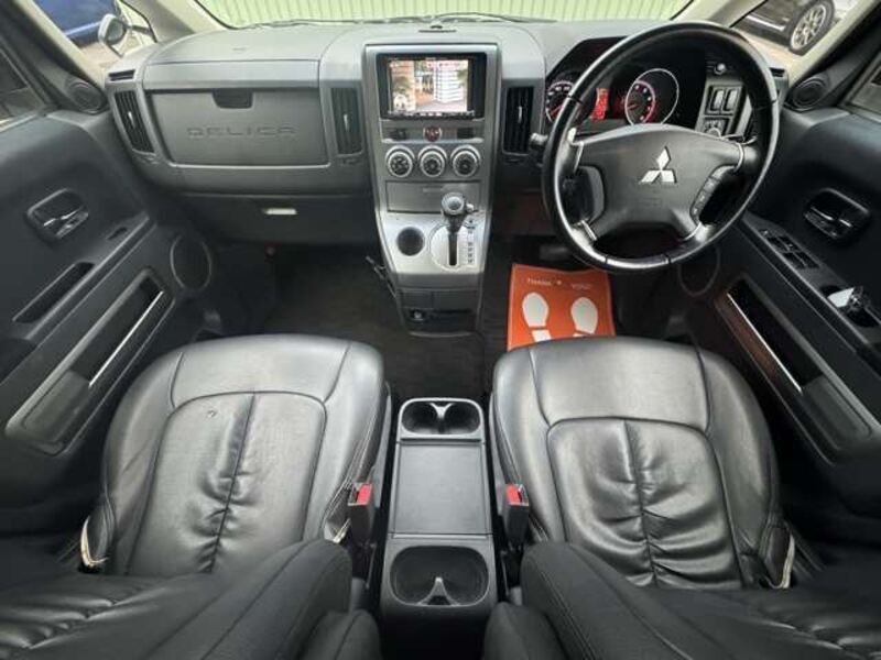 DELICA D5